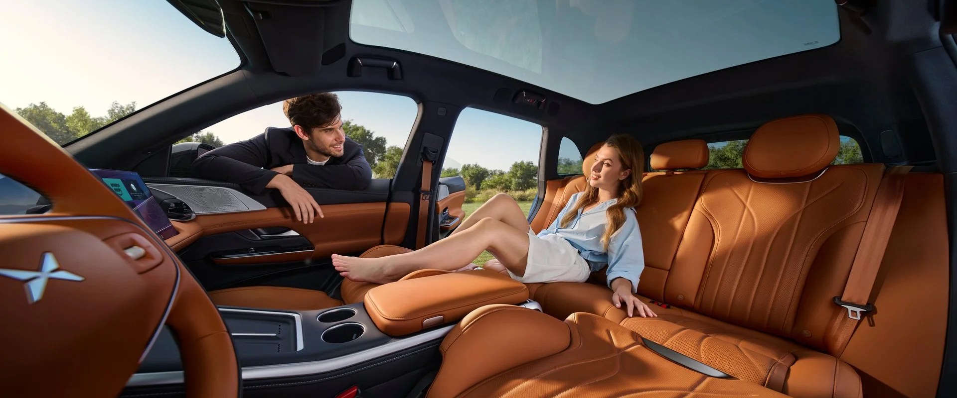 Interior lounge de la camioneta XPENG G9